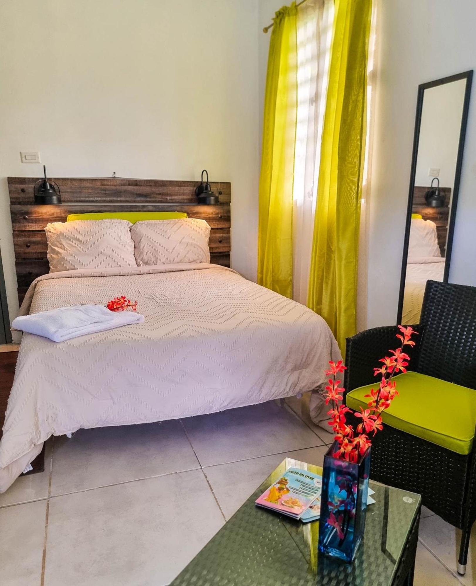 Cattleya Flor Hotel Oranjestad (Sint Eustatius) Exterior foto